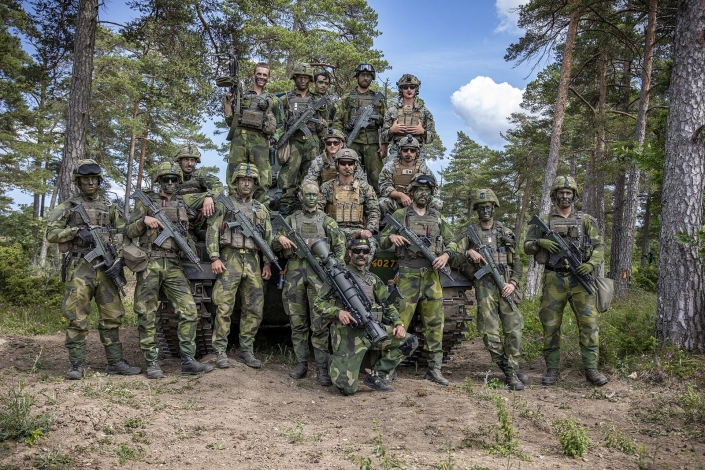 Svenska soldater från Gotlands regemente i fält